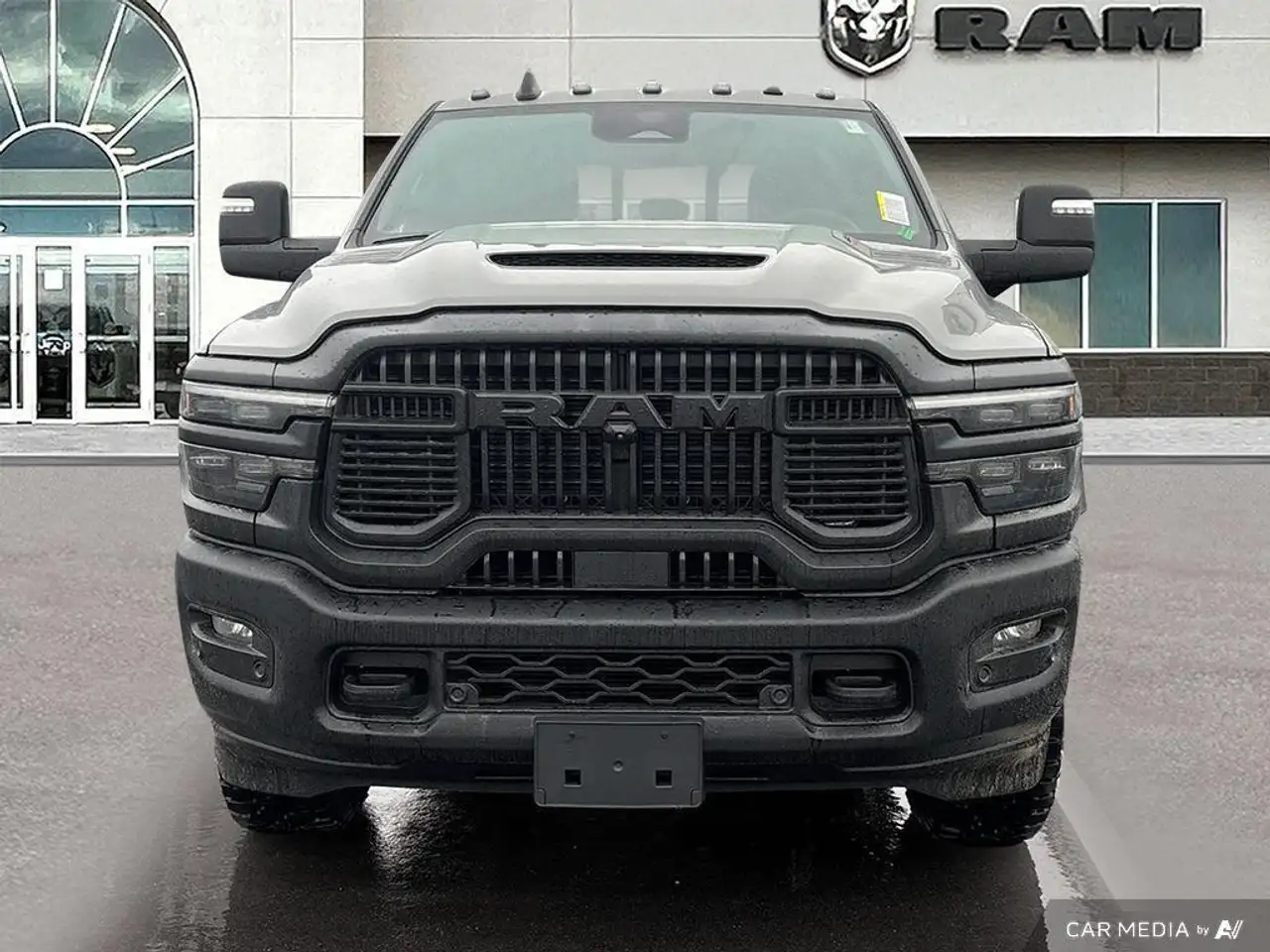RAM 2500 снимка RAM 2500