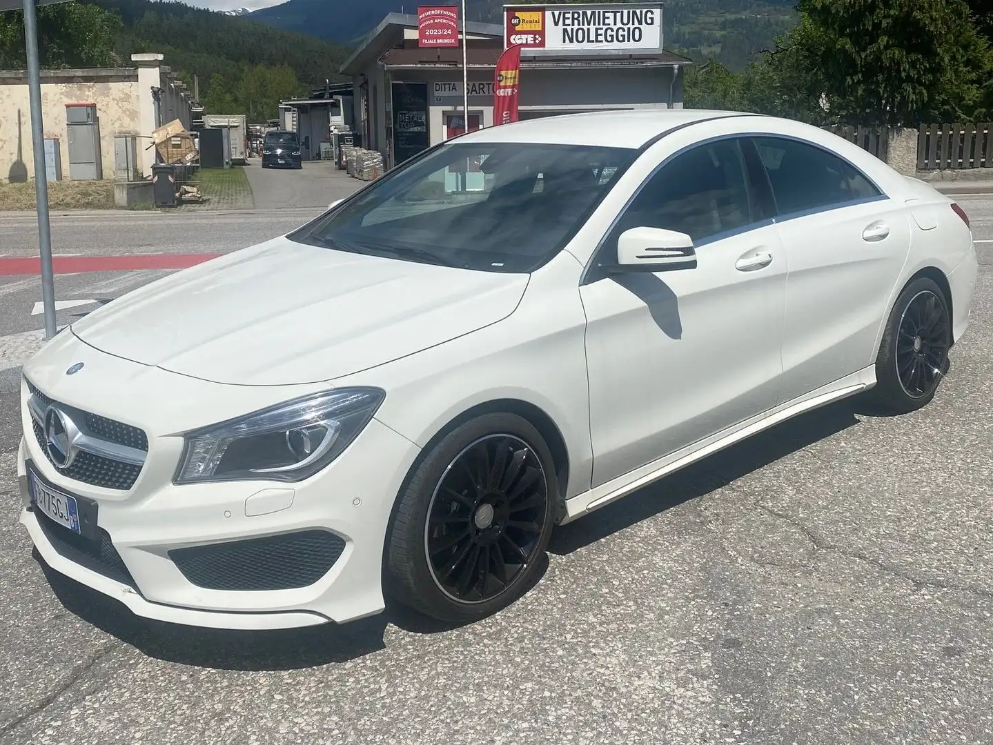 Mercedes-Benz CLA 180 CLA 180 Premium AMG Beyaz - 1