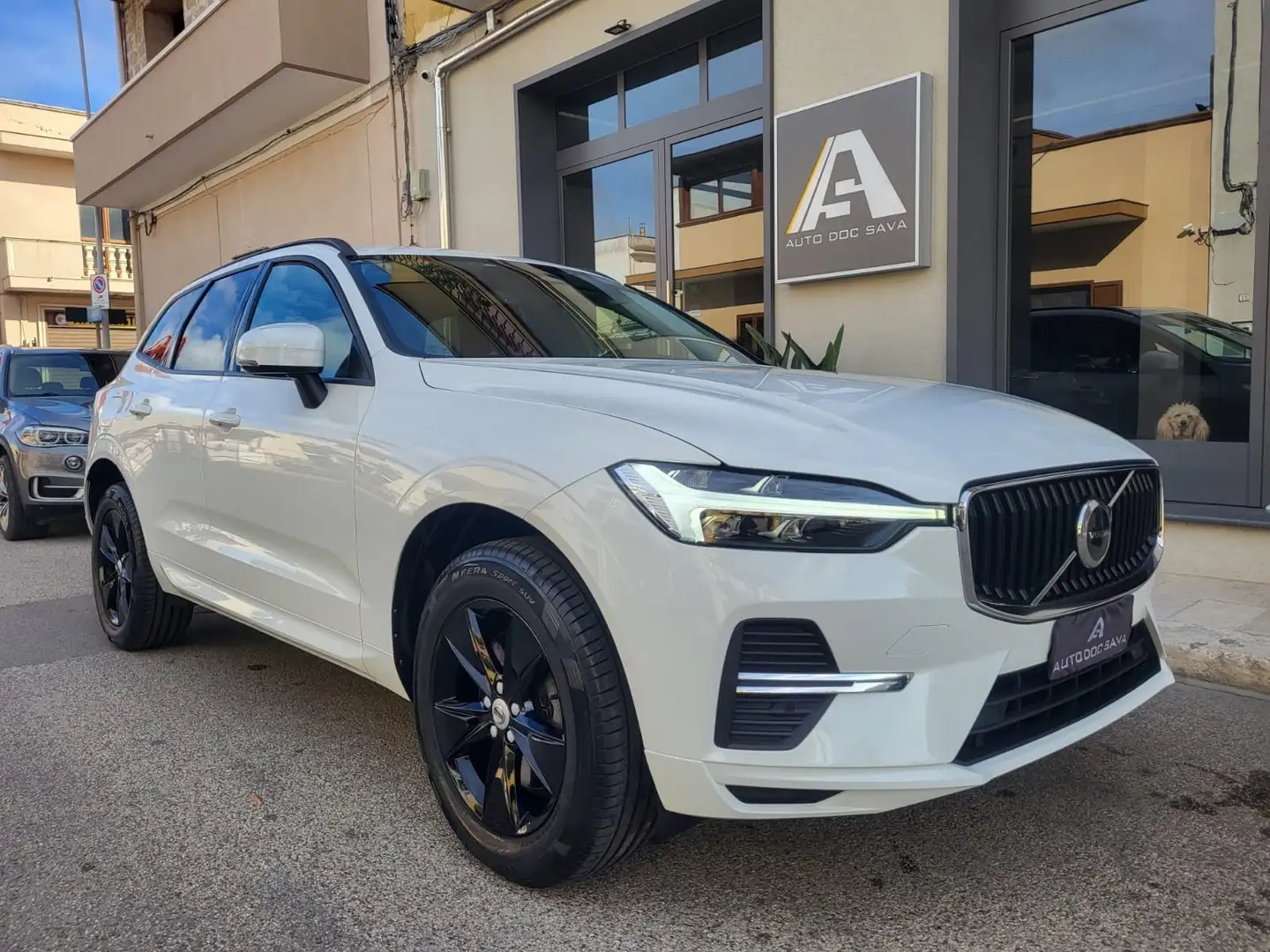 Volvo XC60 XC60 2.0 B4 D Hybrid197 Cv Momentum Awd ... Bianco - 1