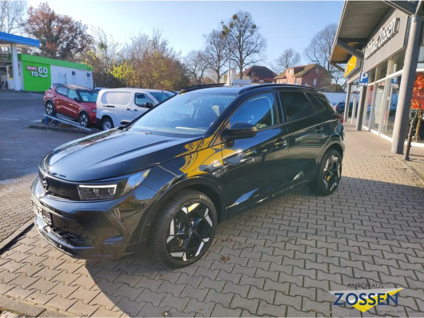 Opel Grandland GSe Plug-in Hybrid 4x4 ALW Reifen+LED Schwarz - 2