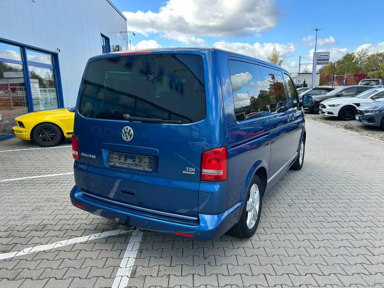 VOLKSWAGEN T5 MULTIVAN HIGHLINE 2.0 BITDI 4MOTION 180ch - CUIR - TOIT OUVRANT - GPS - ATTELAGE - CHAUFFAGE AUXILIAIRE