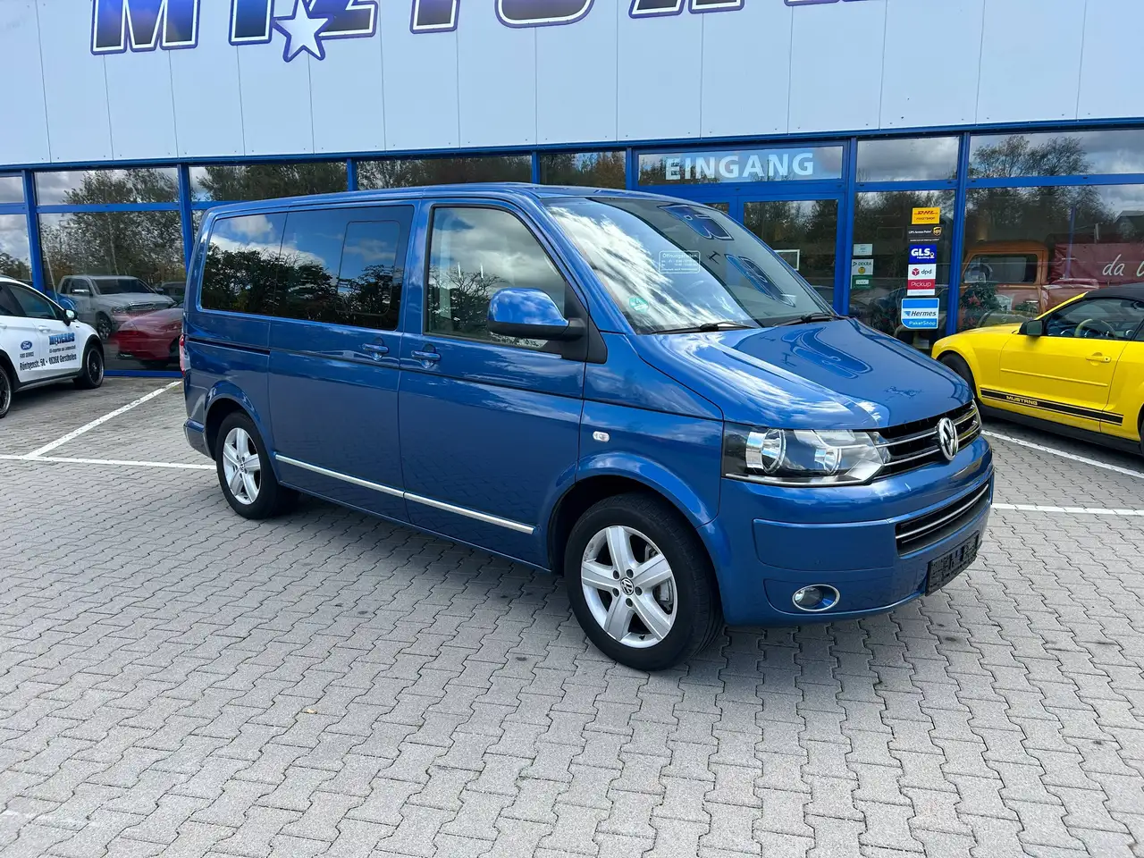VOLKSWAGEN T5 MULTIVAN HIGHLINE 2.0 BITDI 4MOTION 180ch - CUIR - TOIT OUVRANT - GPS - ATTELAGE - CHAUFFAGE AUXILIAIRE