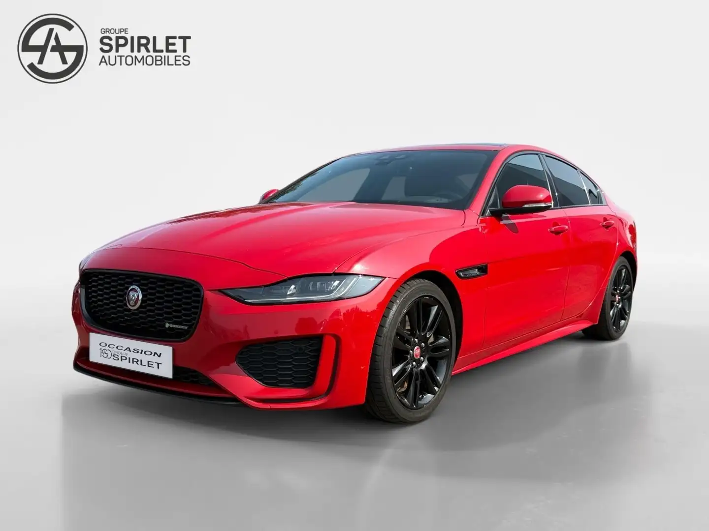 Jaguar XE R-Dynamic-12 mois de garantie Rouge - 1