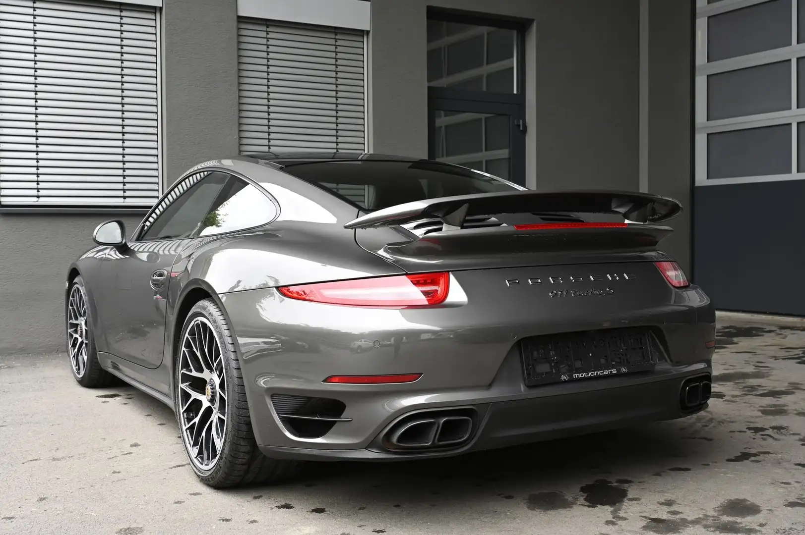 Porsche 991 911 3.8 Turbo S EXP € 99.980,- Grau - 2