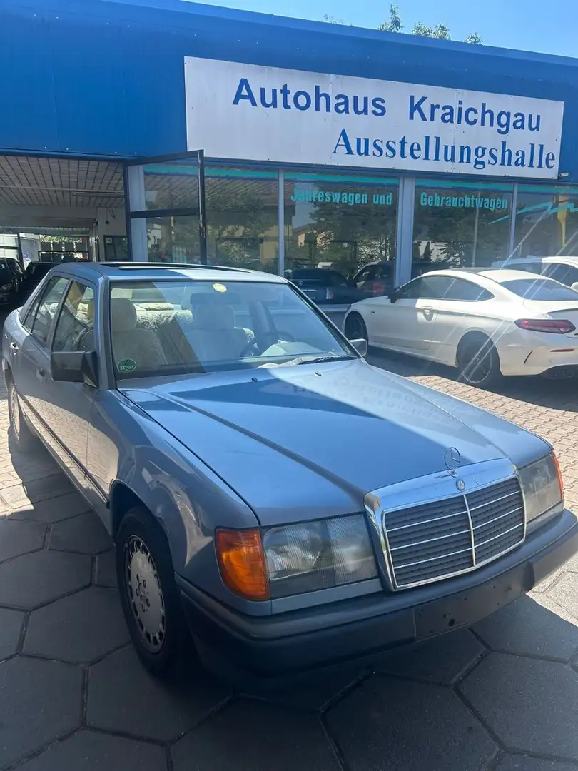 Mercedes-Benz 260 W124 Automatik SSD ZV Servo E-Fenster Синий - 1
