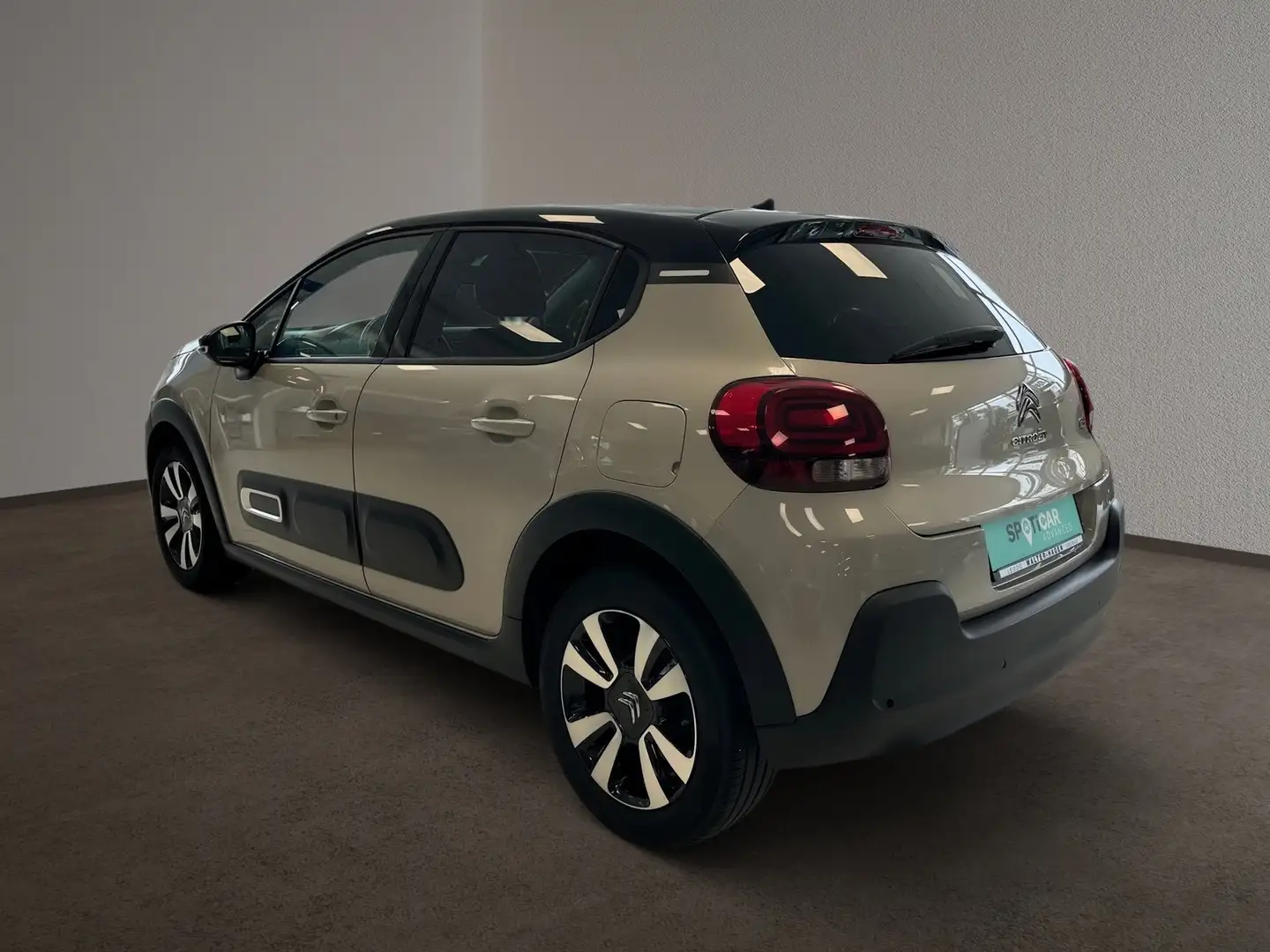 Citroen C3 Shine 1.2 82 PureTech PDC/SHZ/LED/DAB/Klimaautom. Beige - 2