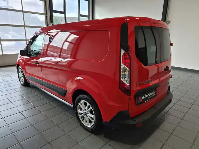 Ford Transit Connect view 4