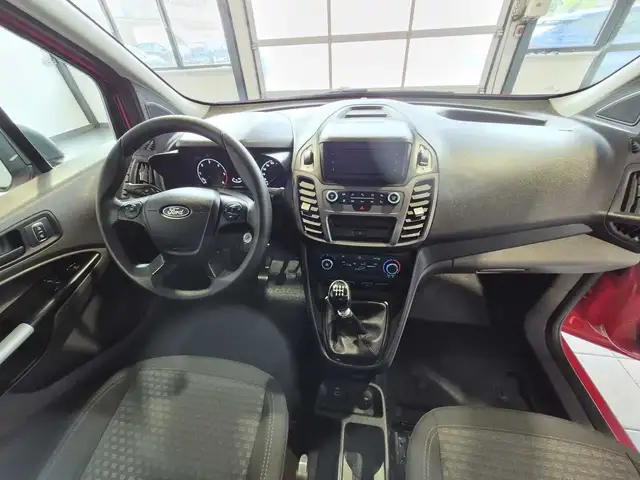 Ford Transit Connect view 9