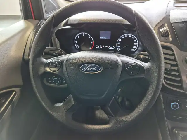 Ford Transit Connect view 10