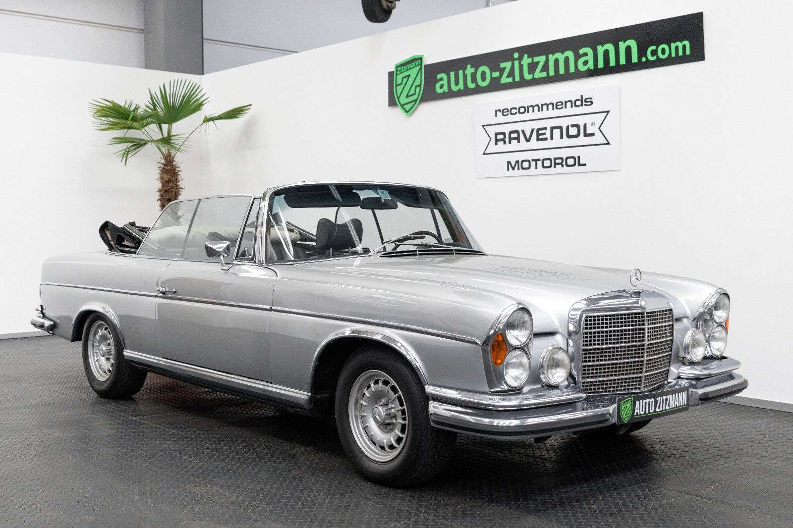 Second hand Mercedes Benz 280 4.5