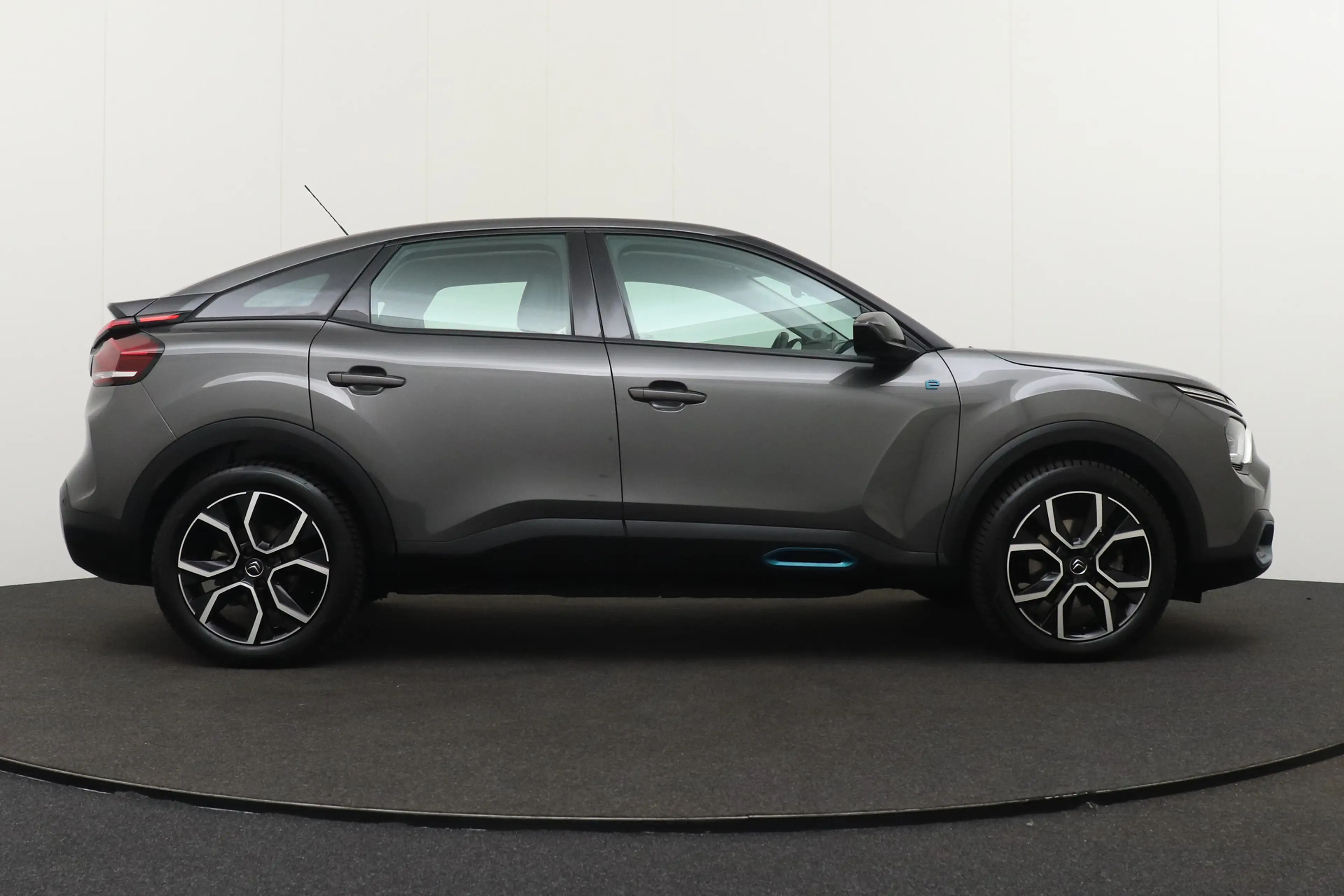 Citroen E-C4 Electric You 50 kWh (93%SOH) Warmtepomp Camera Carplay 18'L — photo 7
