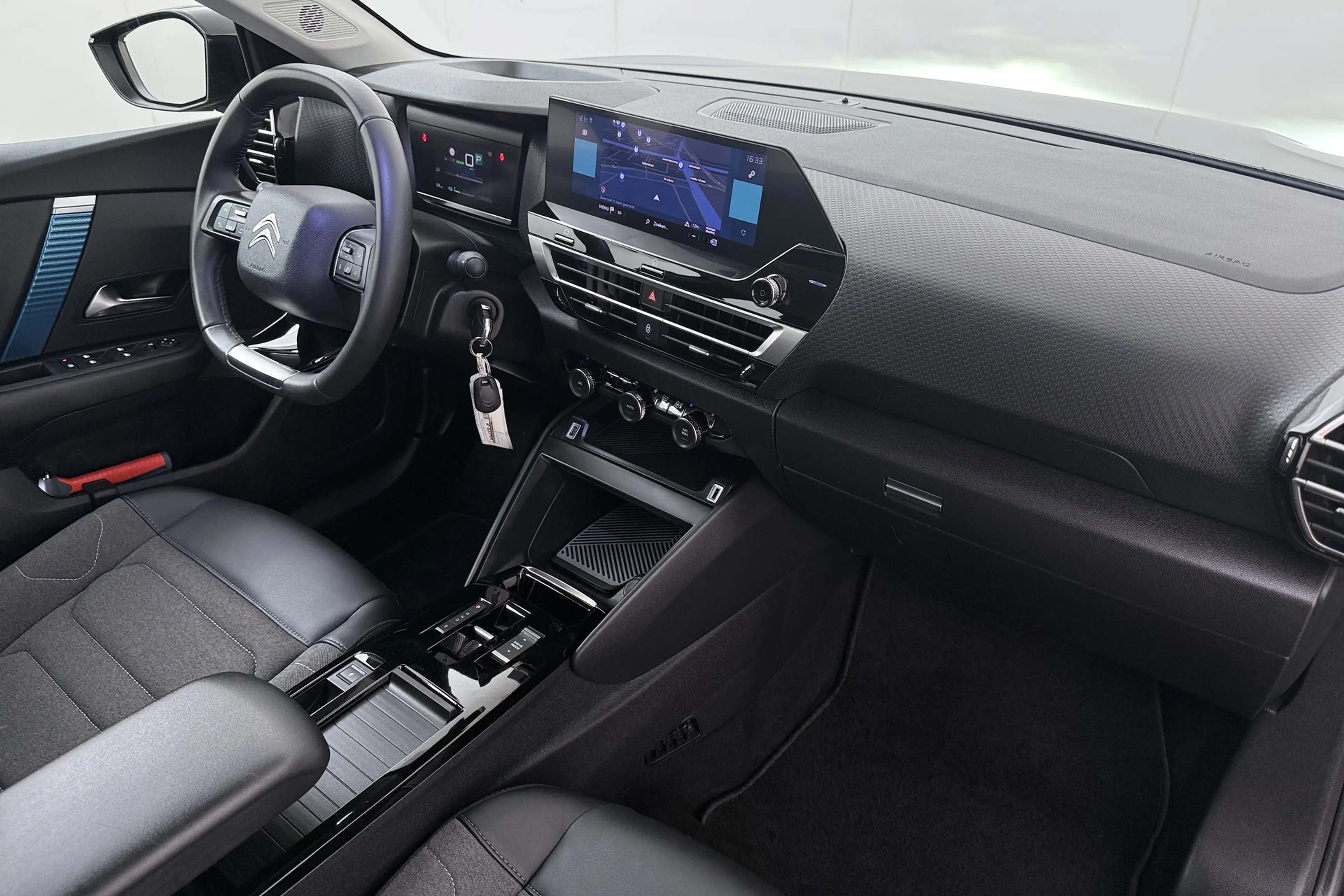 Citroen E-C4 Electric You 50 kWh (93%SOH) Warmtepomp Camera Carplay 18'L — photo 16