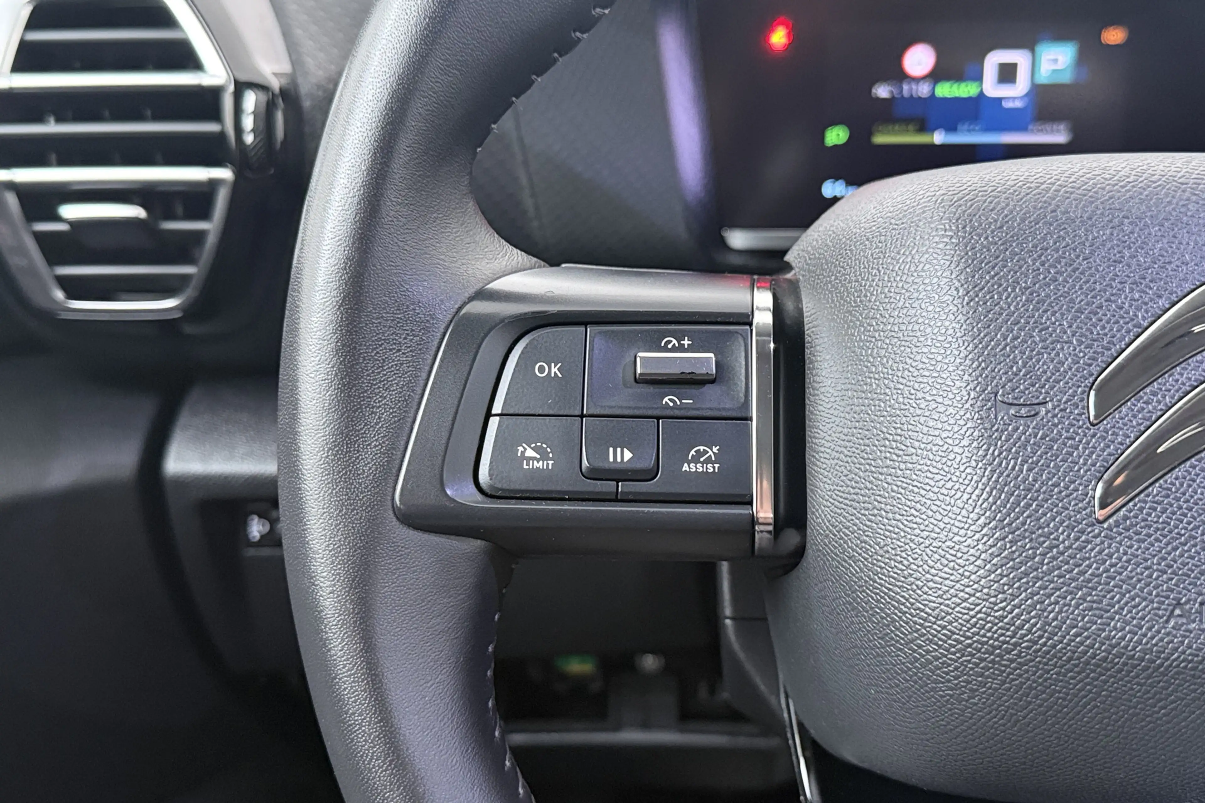 Citroen E-C4 Electric You 50 kWh (93%SOH) Warmtepomp Camera Carplay 18'L — photo 20