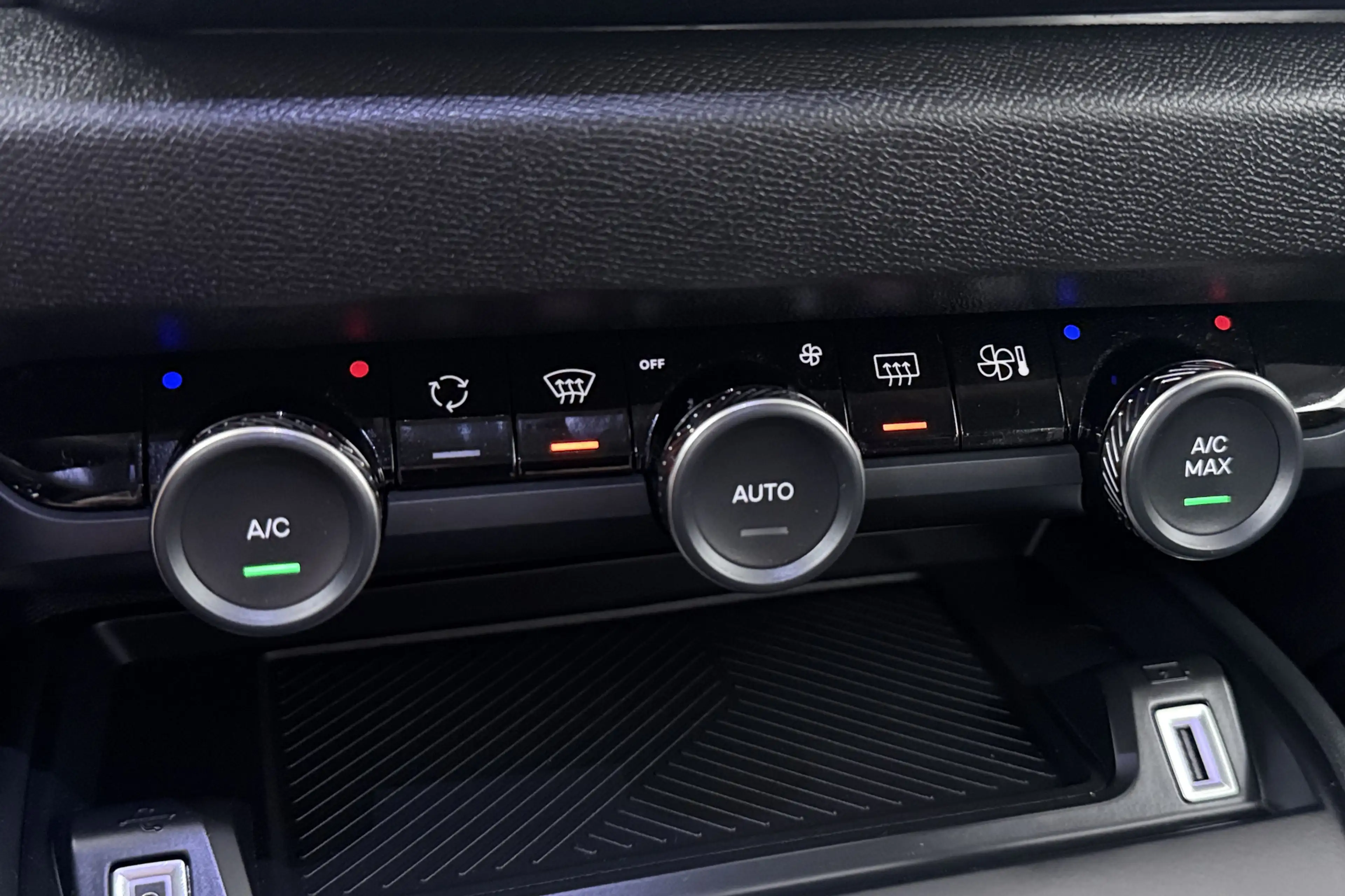 Citroen E-C4 Electric You 50 kWh (93%SOH) Warmtepomp Camera Carplay 18'L — photo 17
