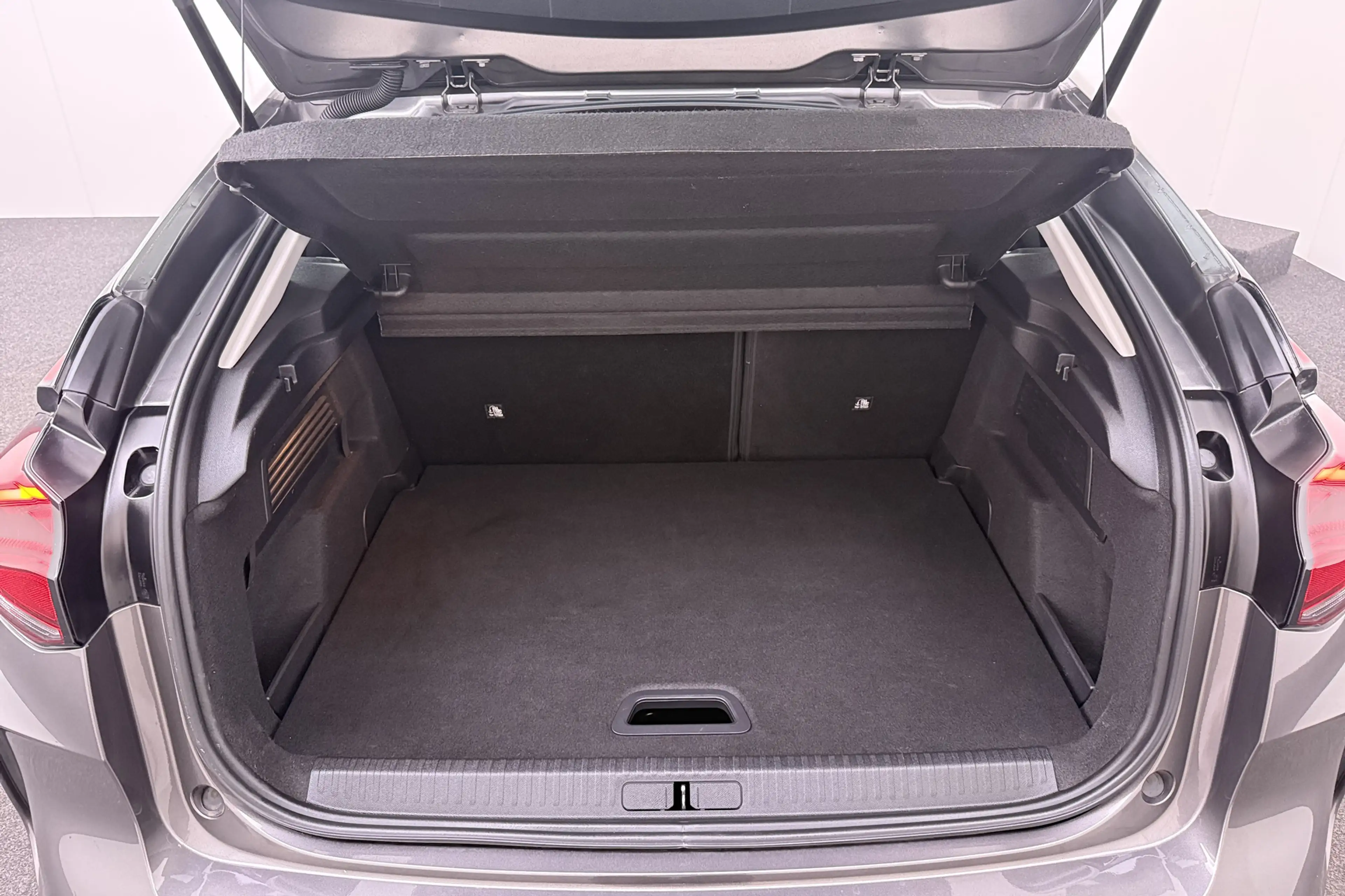 Citroen E-C4 Electric You 50 kWh (93%SOH) Warmtepomp Camera Carplay 18'L — photo 14