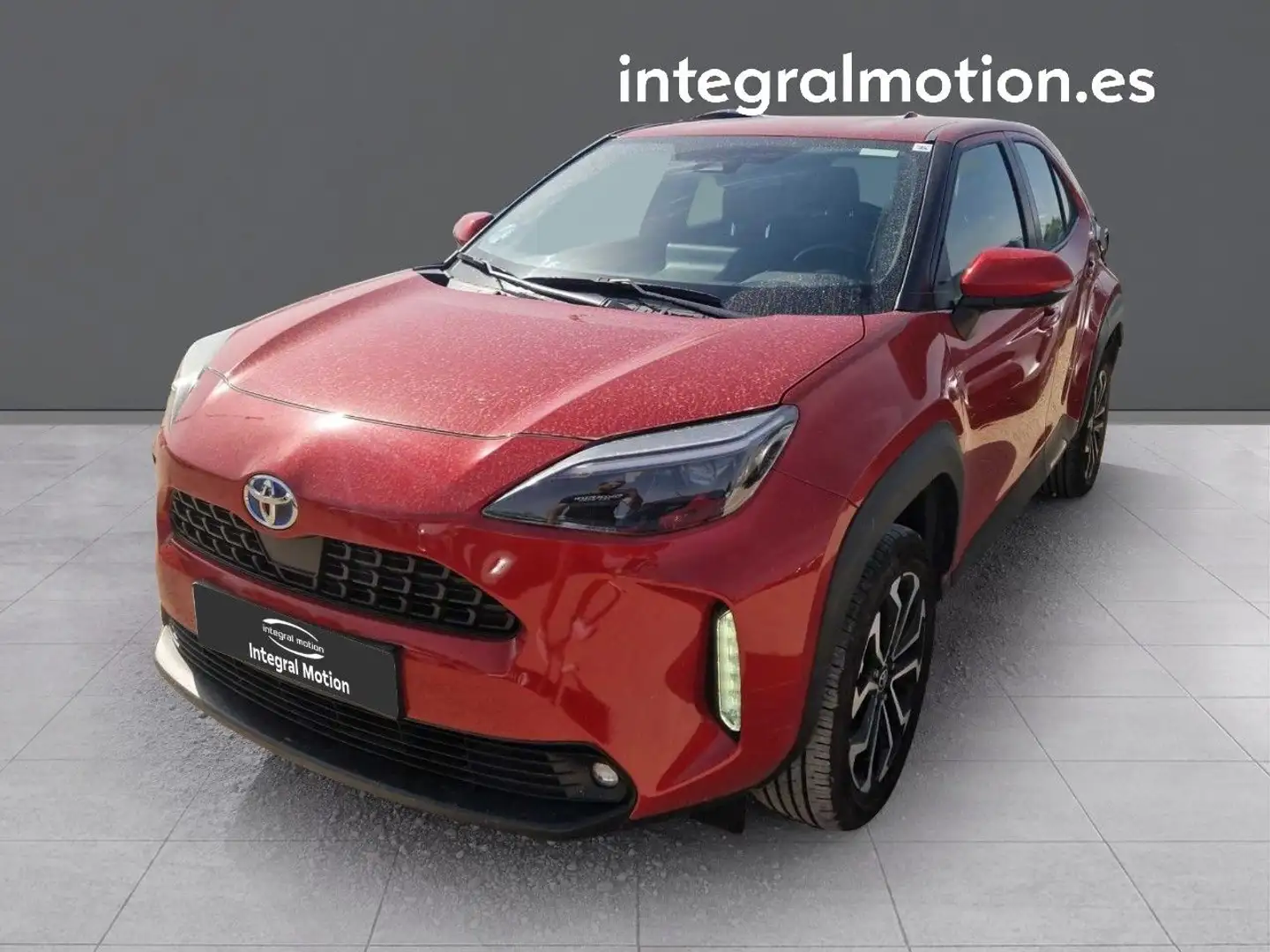 Toyota Yaris Cross 1.5 120H Active Tech Rojo - 1