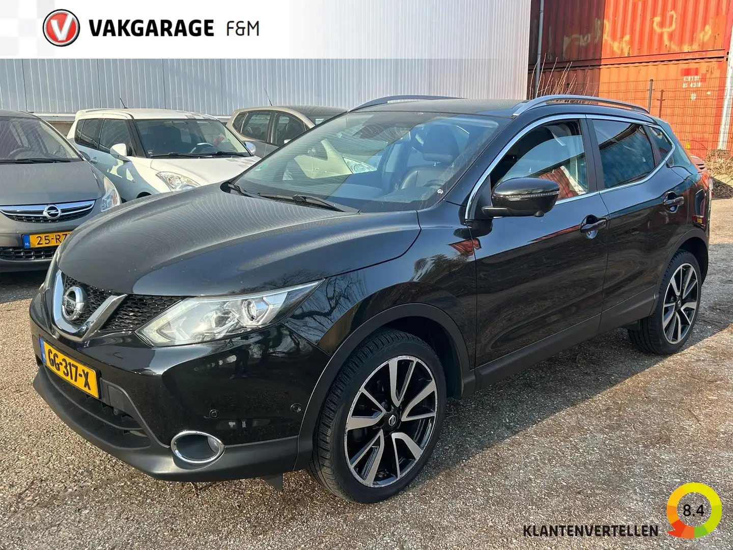 Nissan Qashqai 1.2 Tekna Zwart - 1