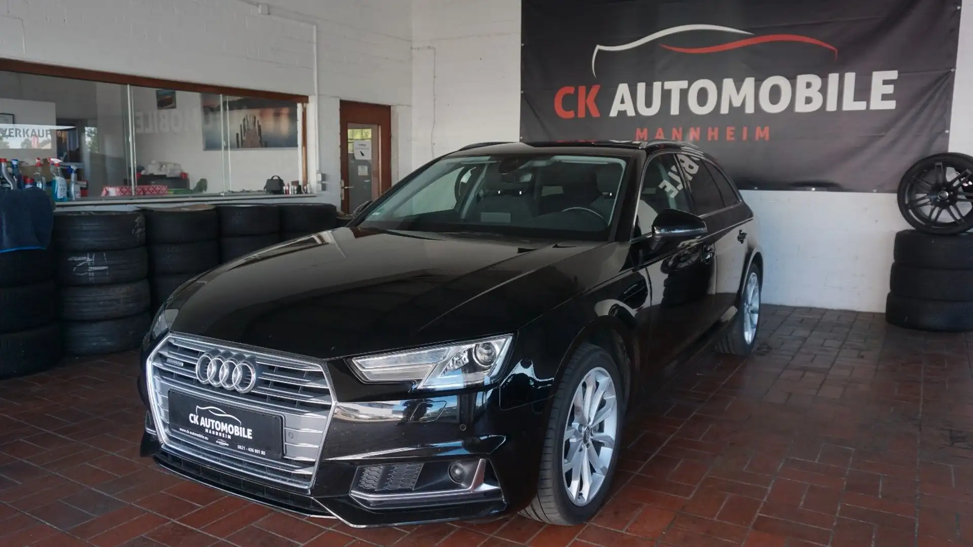 Audi A4 Avant 40 TDI quatt: sport NAVI*AHK*XENON*ACC! Schwarz - 2