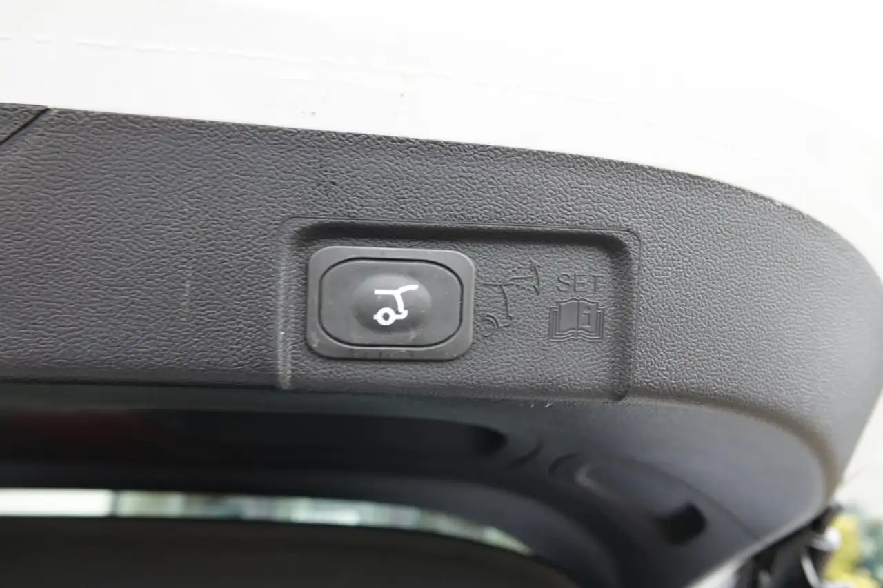 Ford Puma ST-LINE X AHK/Ganzjahr/Matrix/360/WinterPak 9