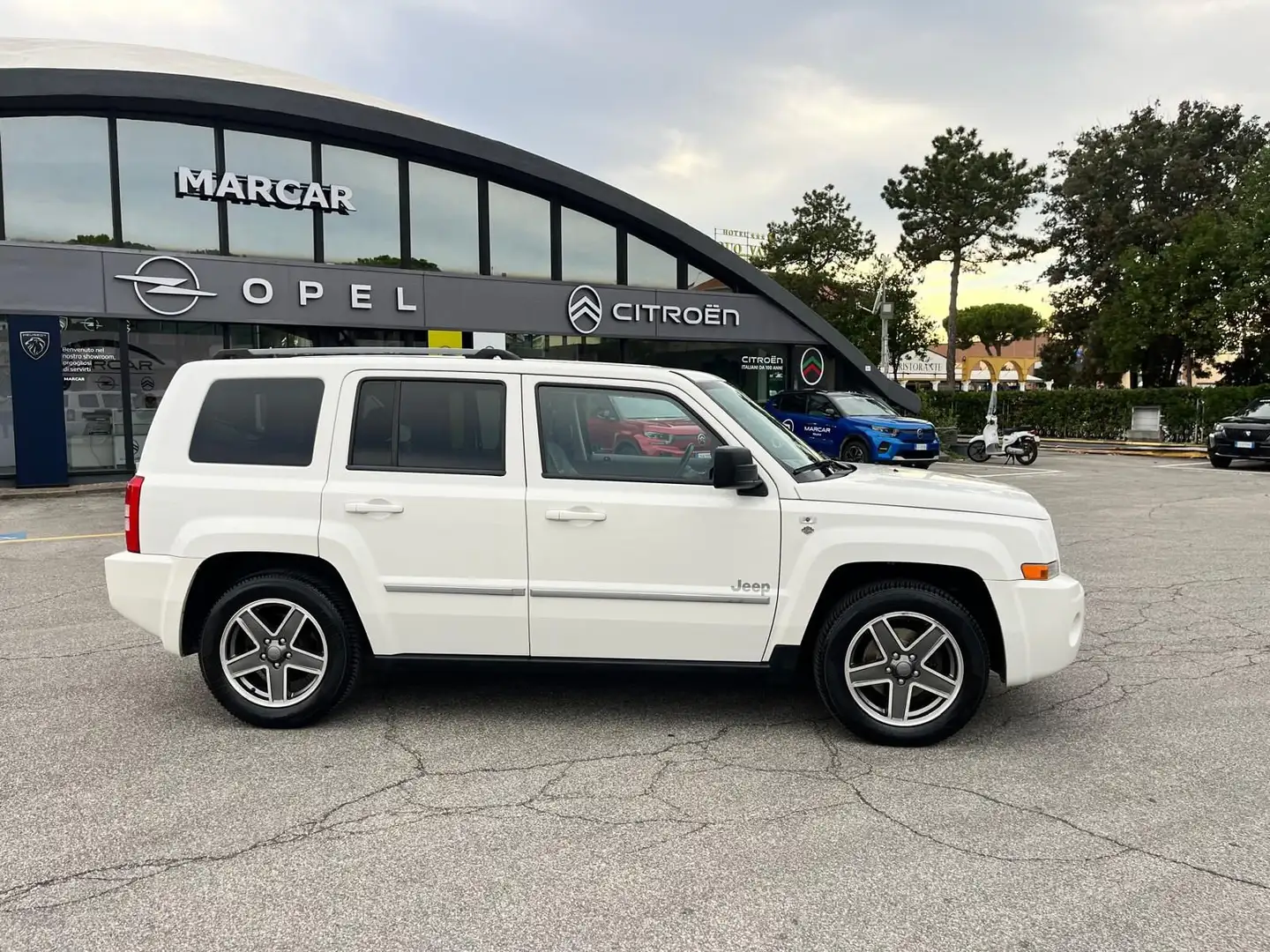 Jeep Patriot Patriot 2.0 Turbodiesel DPF Limited Bianco - 2