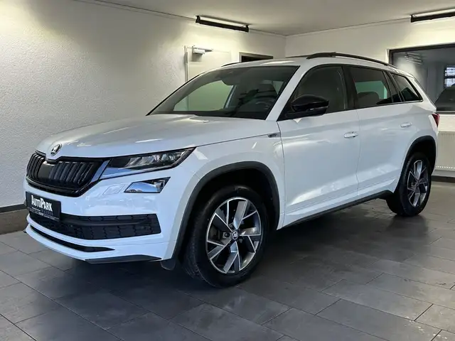 Skoda Kodiaq 4x4 Sport Line*SHZ*LED*AHK*Sport Sitze*