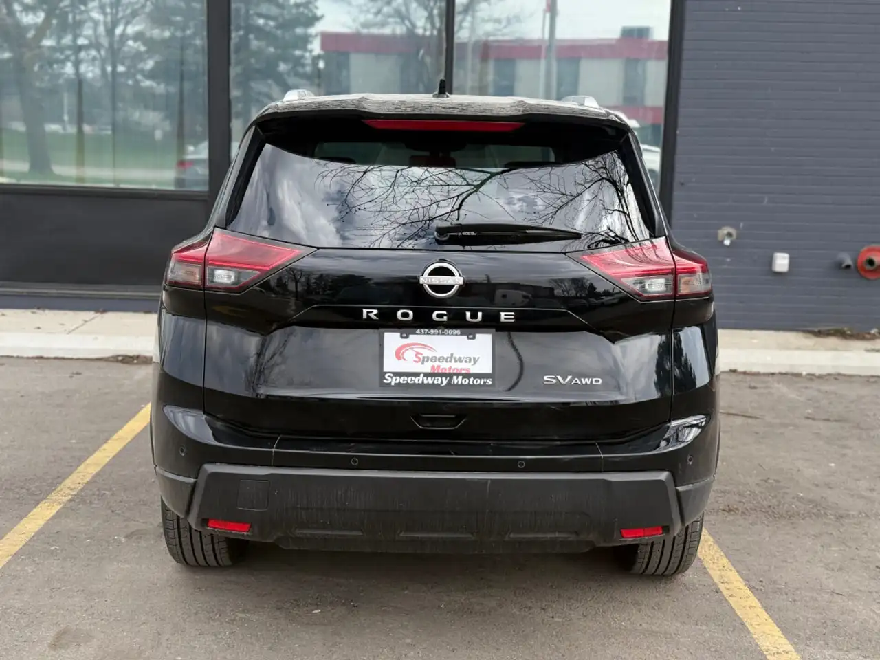 Nissan Rogue снимка Nissan Rogue