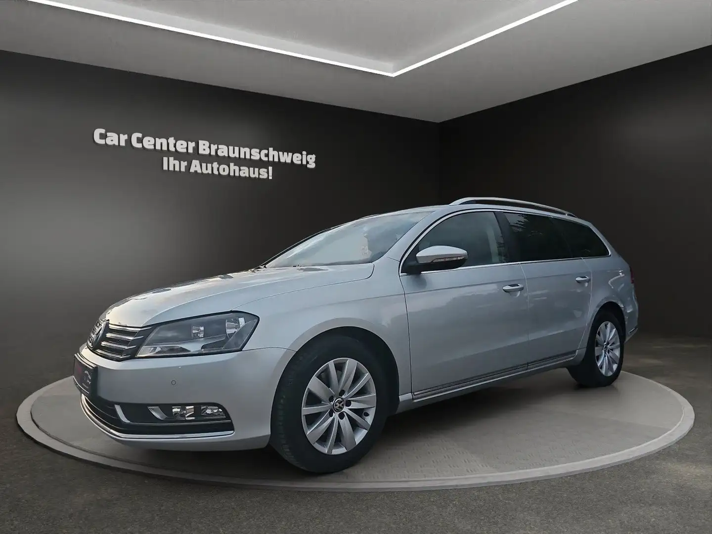 Volkswagen Passat Variant 2.0 TDI DSG+PDC+AHK Argent - 1