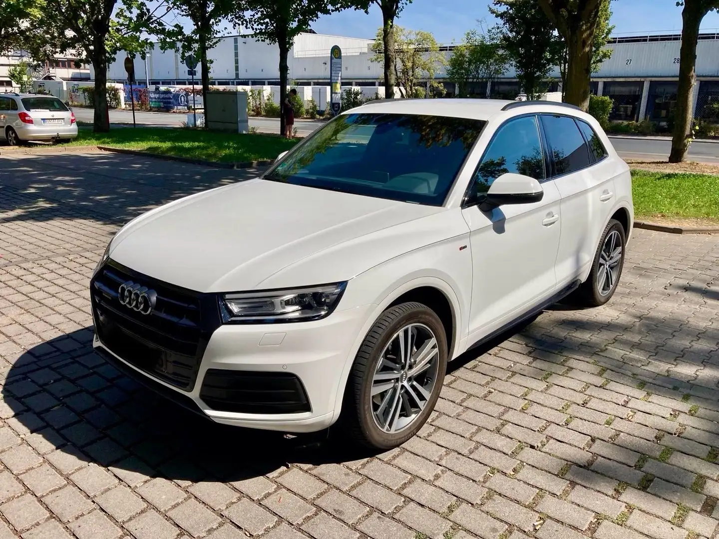 Audi Q5 Q5 Diesel 40 TDI quattro sport Weiß - 1
