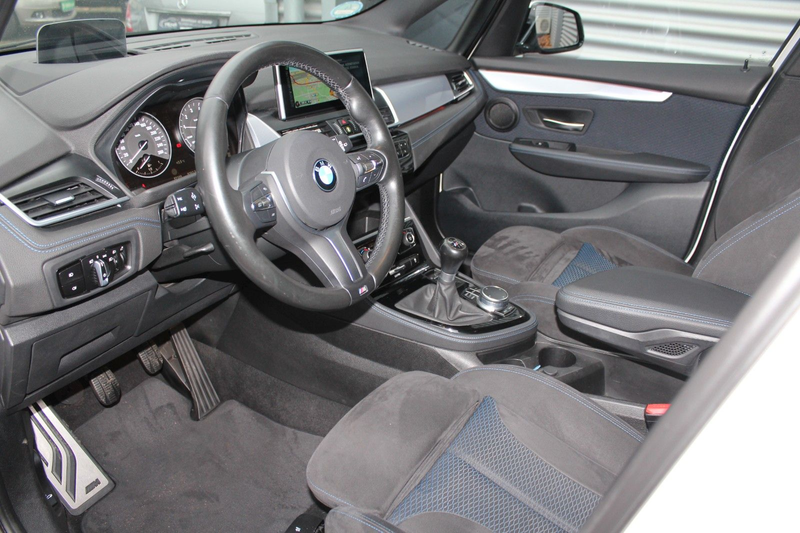 BMW 218 216i GRAN TOURER M SPORTPAKET KLIMA NAVI PDC — photo 5
