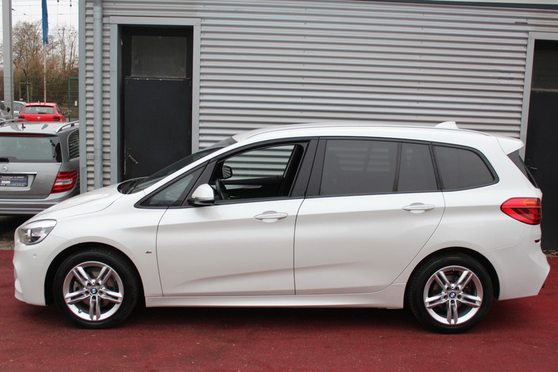BMW 218 216i GRAN TOURER M SPORTPAKET KLIMA NAVI PDC — photo 4