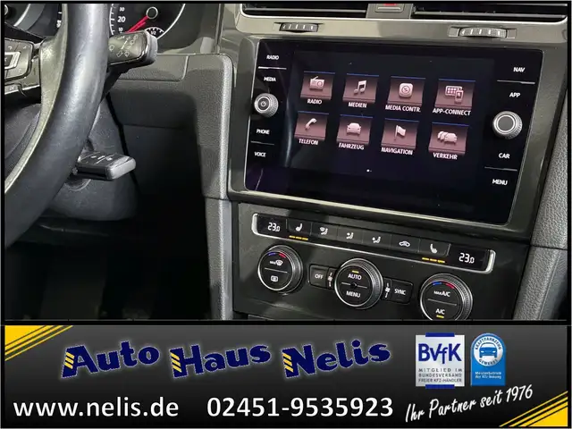 Volkswagen Golf view 13