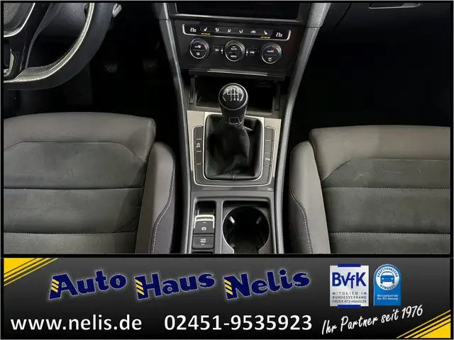 Volkswagen Golf view 15