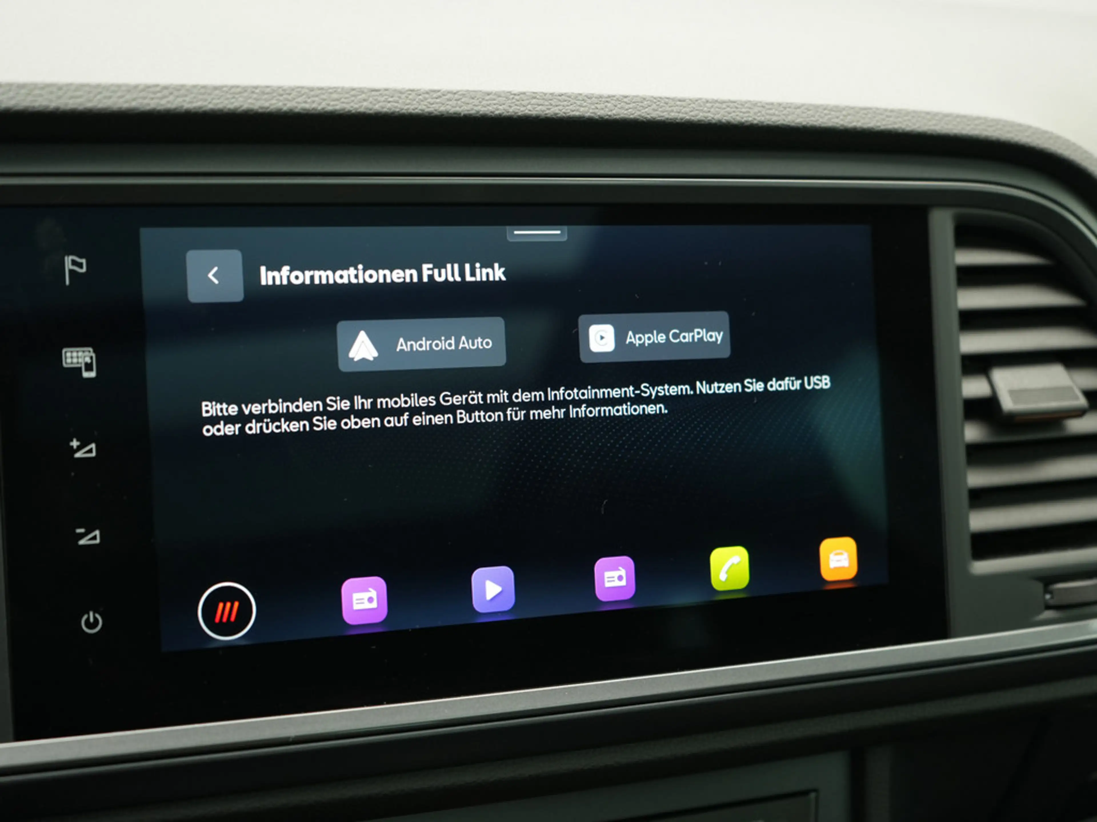 CUPRA Ateca VZ 4Drive DSG AHK DCC ACC 360° NAVI LED — photo 11