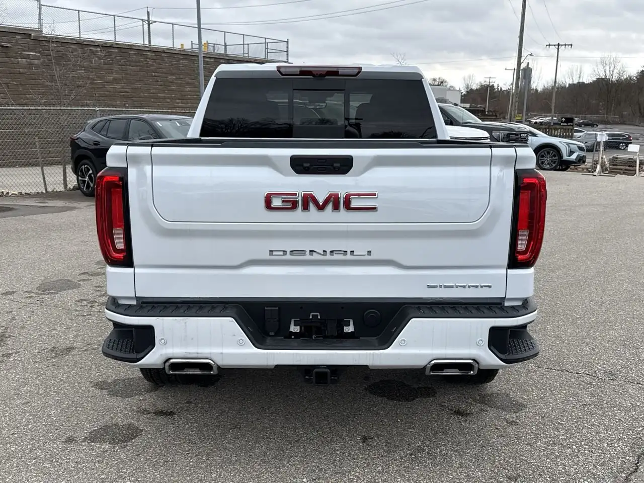 GMC Sierra 1500 снимка GMC Sierra 1500
