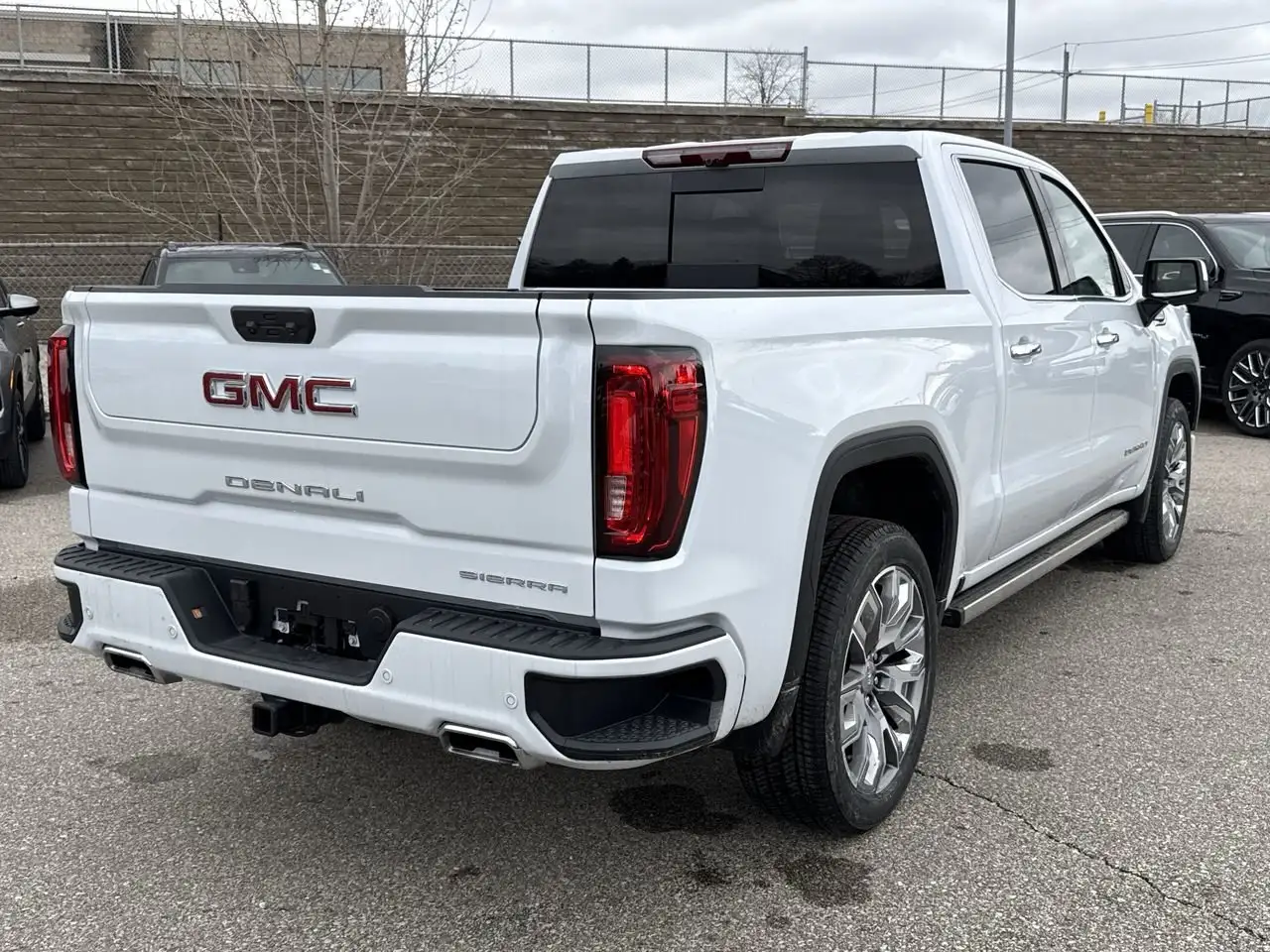 GMC Sierra 1500 снимка GMC Sierra 1500