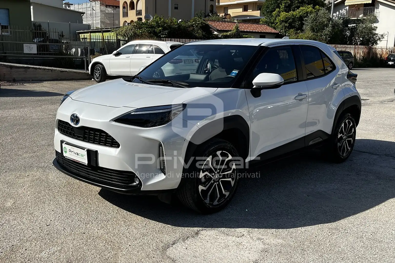 Toyota Yaris Cross Yaris Cross 1.5 Hybrid 5p. E-CVT Trend Alb - 1