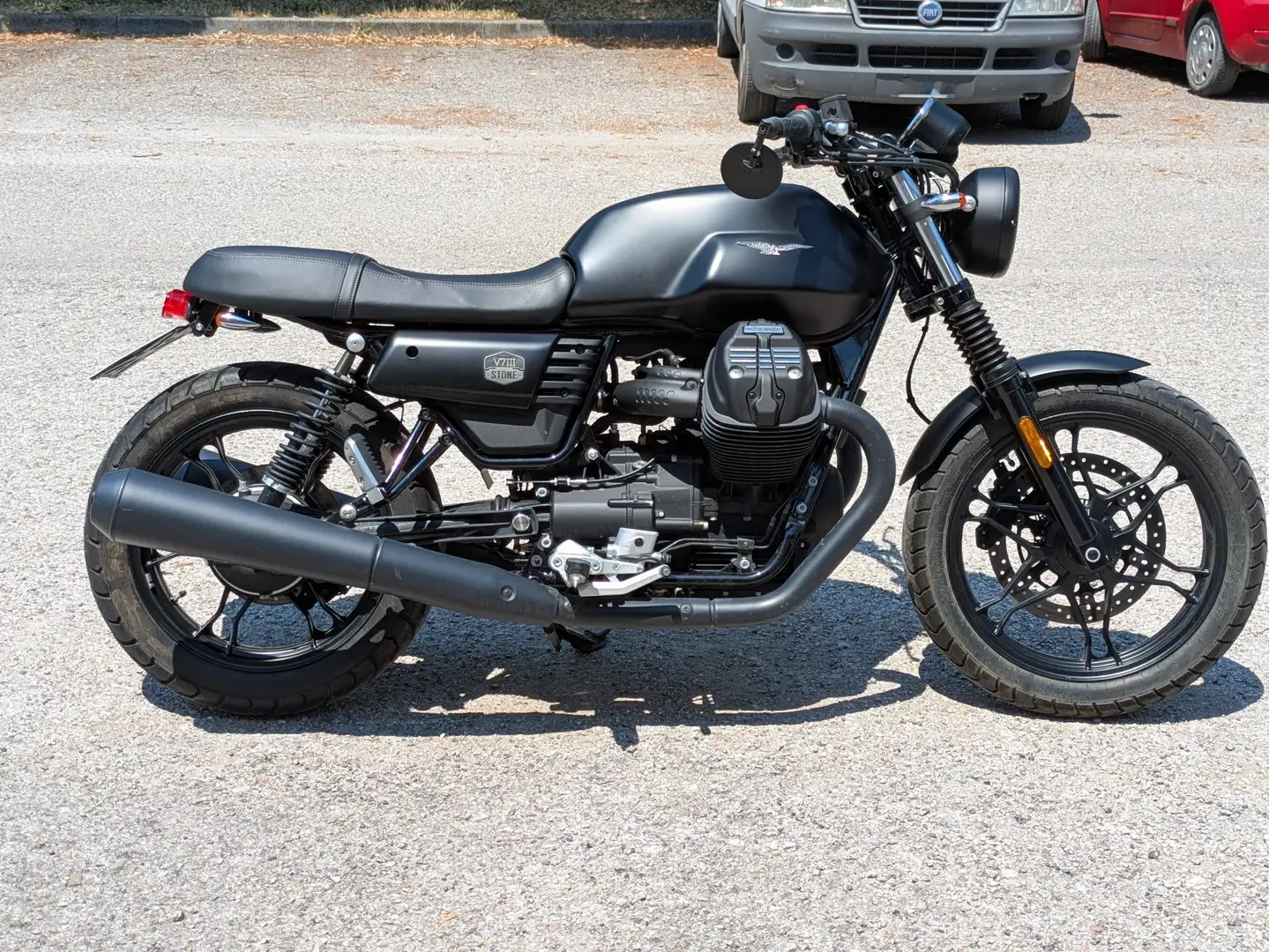 Moto Guzzi V 7 III STONE Nero - 2