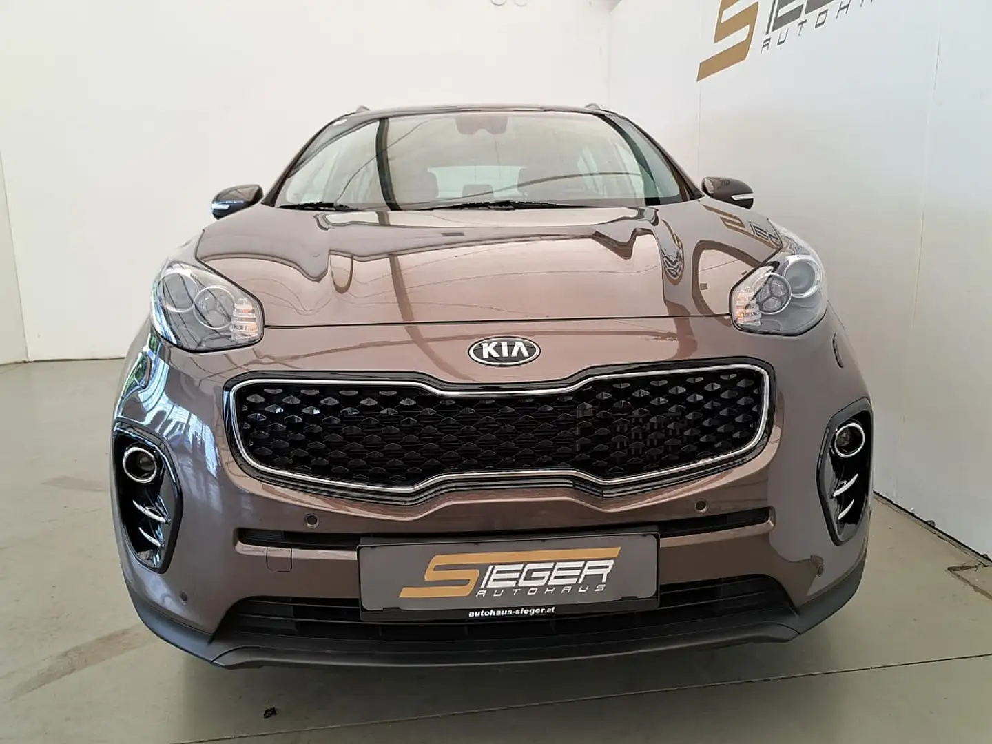 Kia Sportage 1,7 CRDI ISG Gold Brun - 2