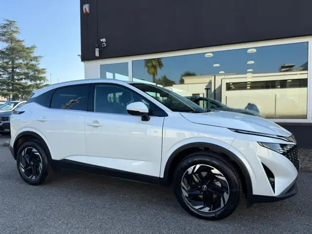 Nissan Qashqai view 5