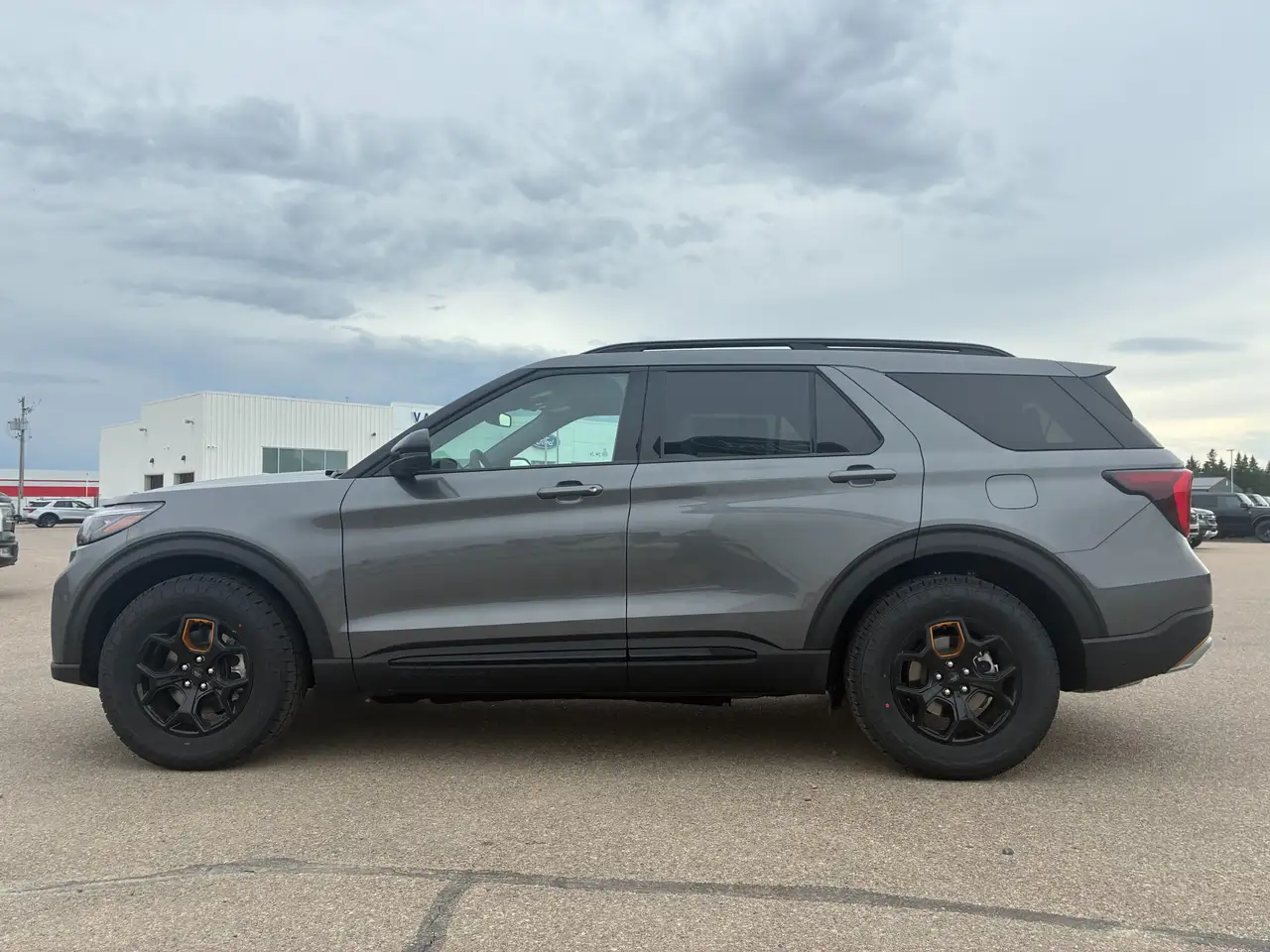 Ford Explorer снимка Ford Explorer