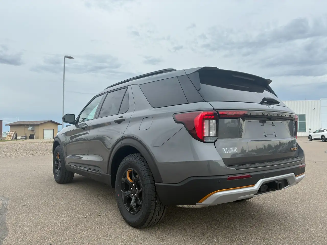 Ford Explorer снимка Ford Explorer