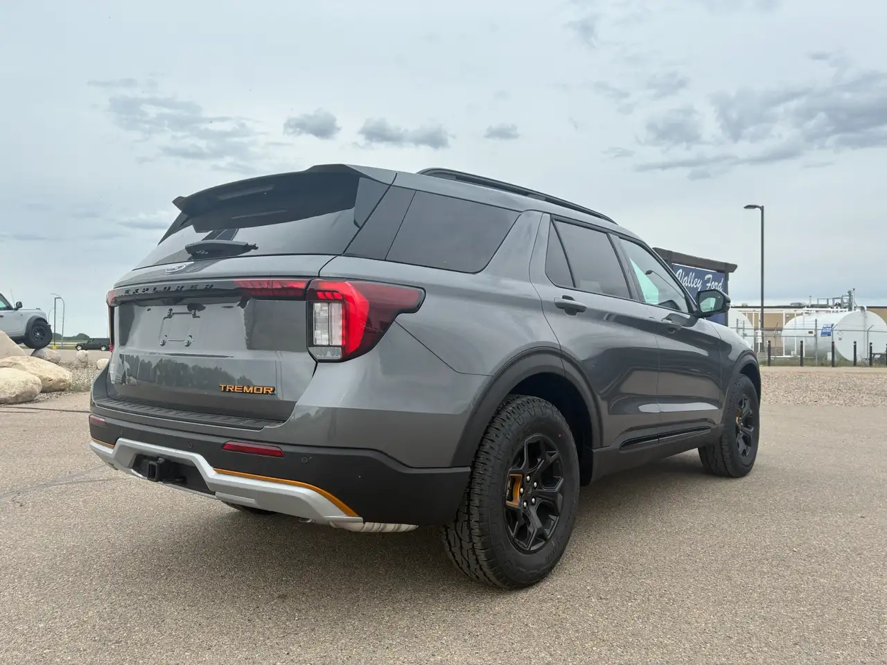 Ford Explorer снимка Ford Explorer