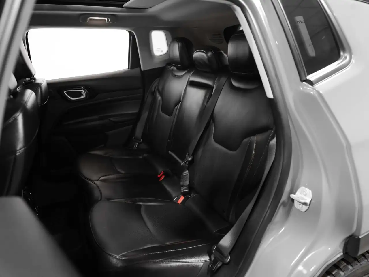 Jeep Compass снимка Jeep Compass