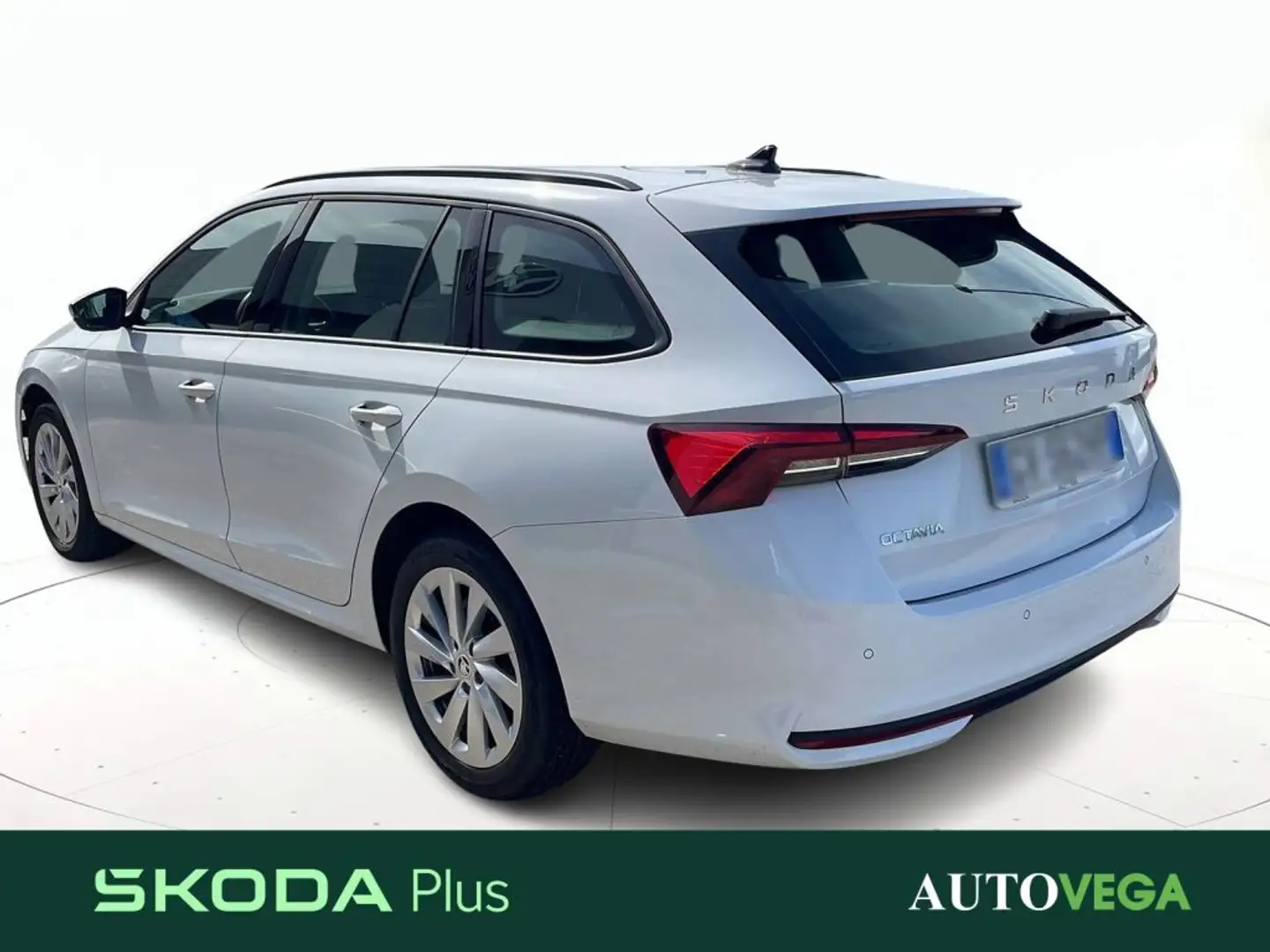 Skoda Octavia wagon 2.0 tdi selection 150cv dsg Bianco - 2