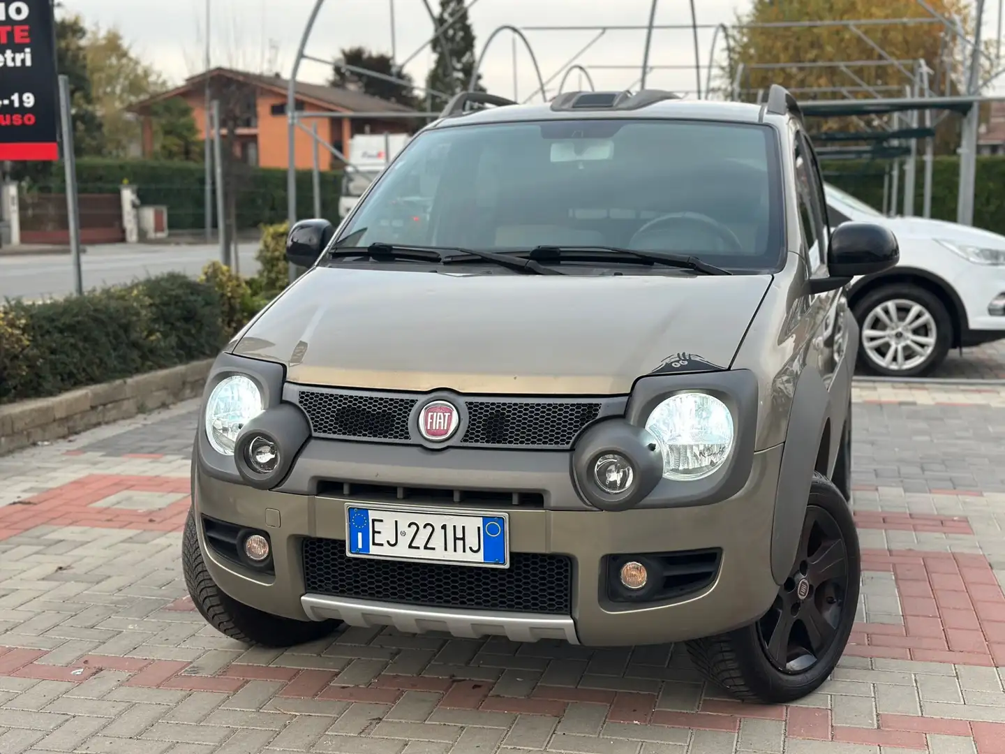 Fiat Panda Panda 1.3 MJT 16V DPF 4x4 Cross Goud - 1
