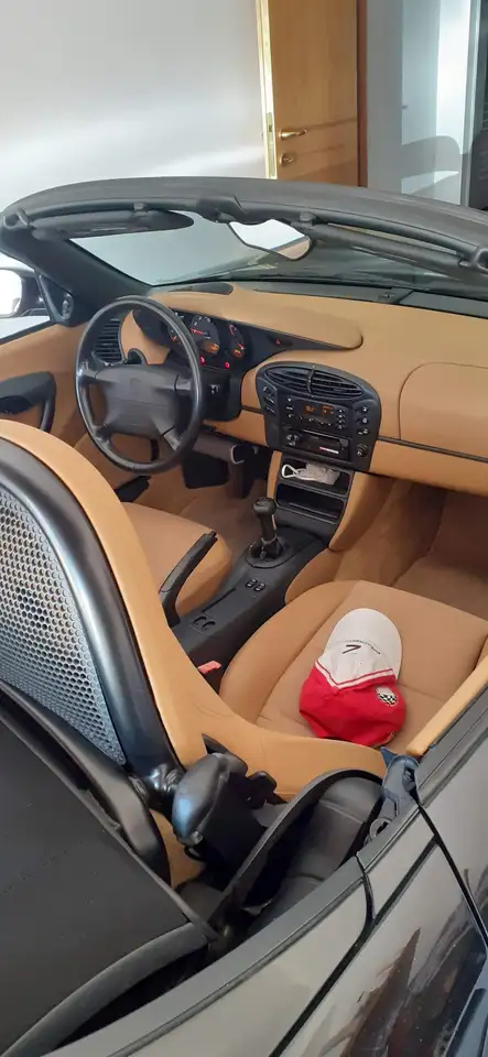 Porsche Boxster 2.5, foto 5