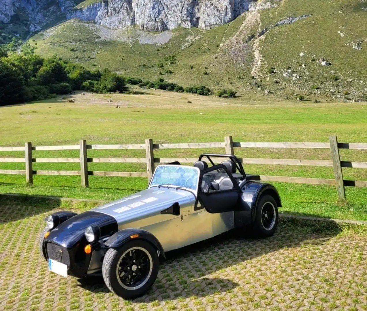 Caterham Seven 485 - 1