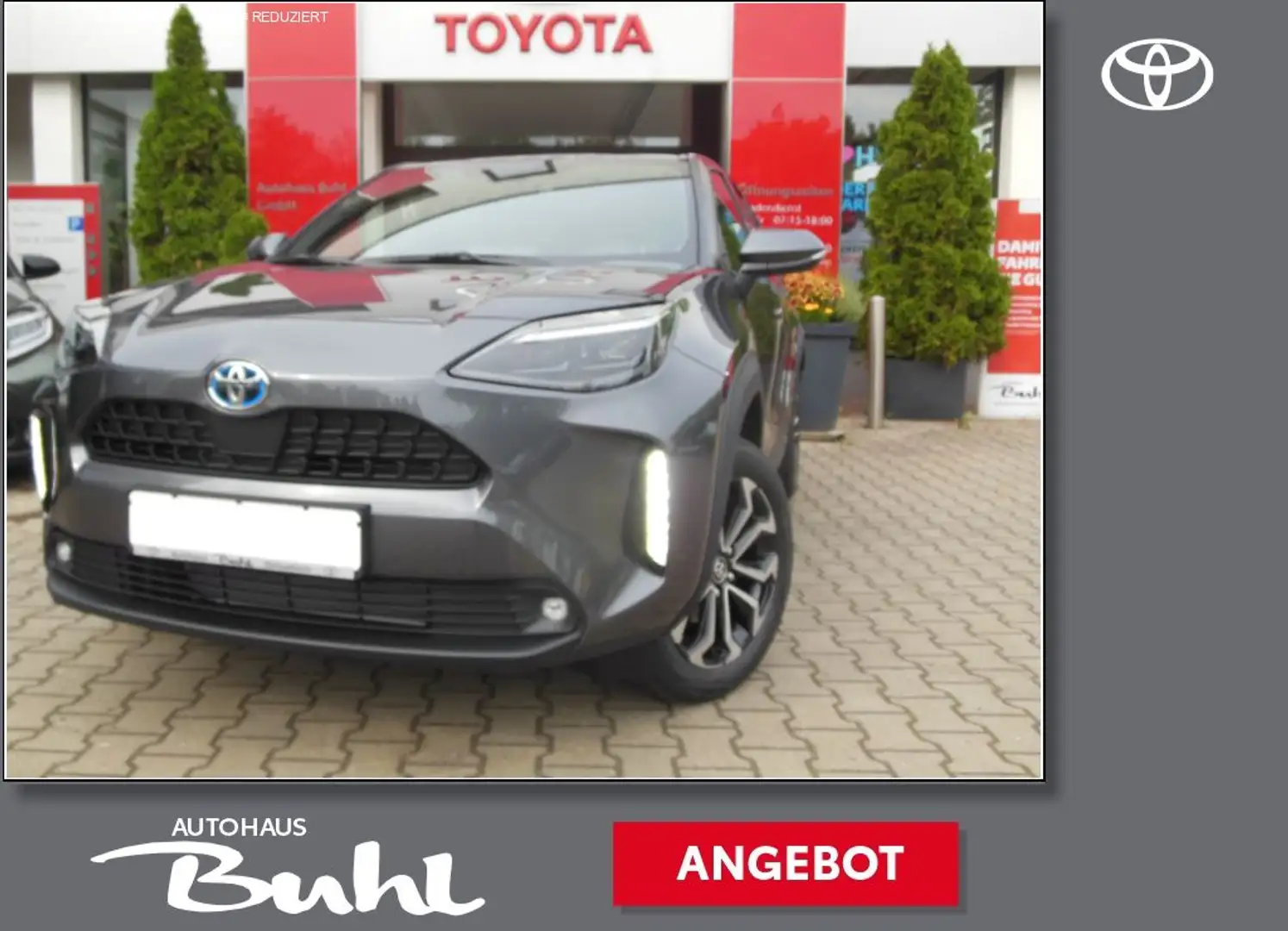 Toyota Yaris Cross Hybrid 130 1.5 VVT-i Teamplayer  m. Safety+Winter Grau - 1