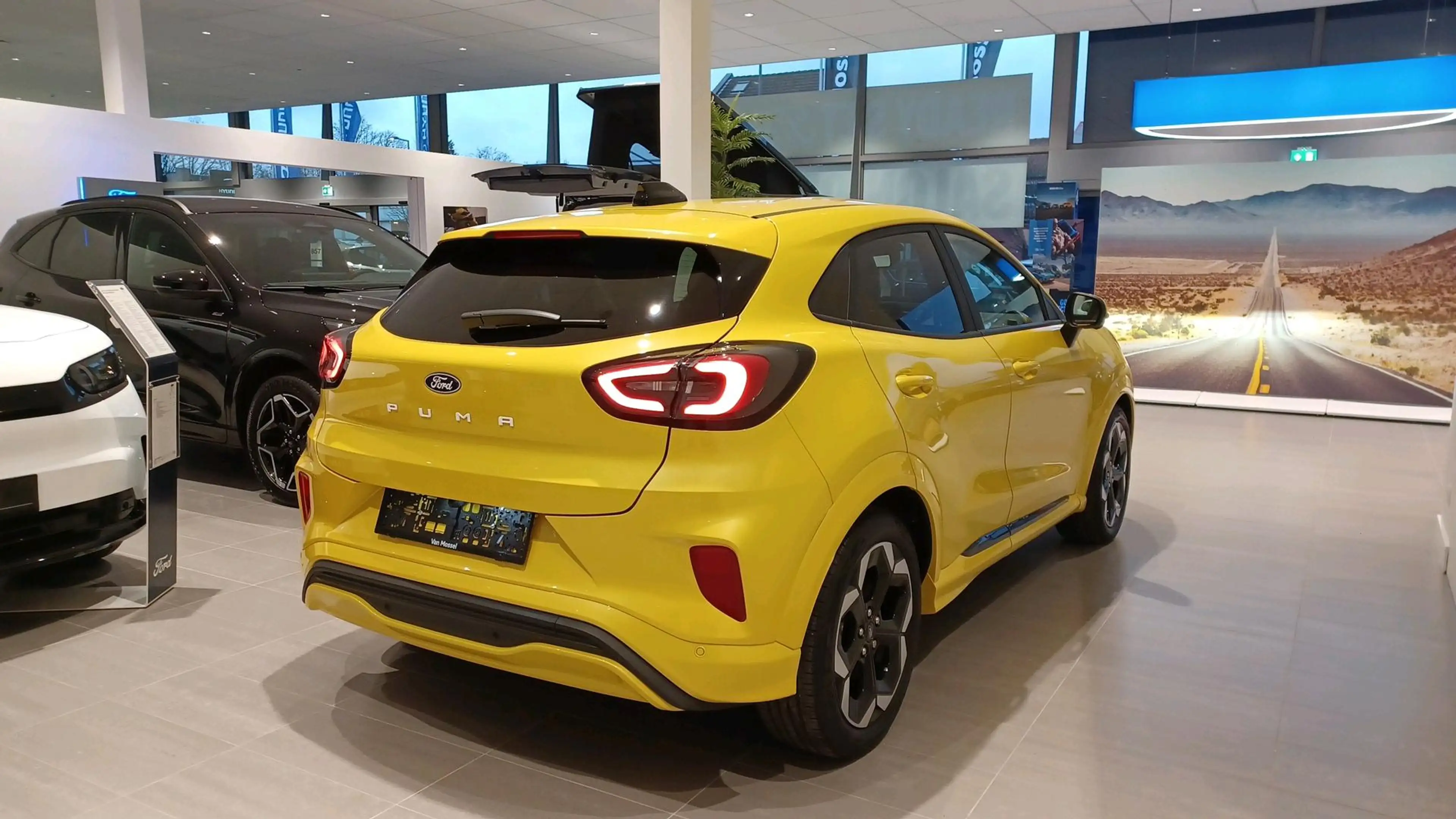 Ford Puma Gen-E 43kWh Premium|360°|Winterpack|Range 376km — photo 3