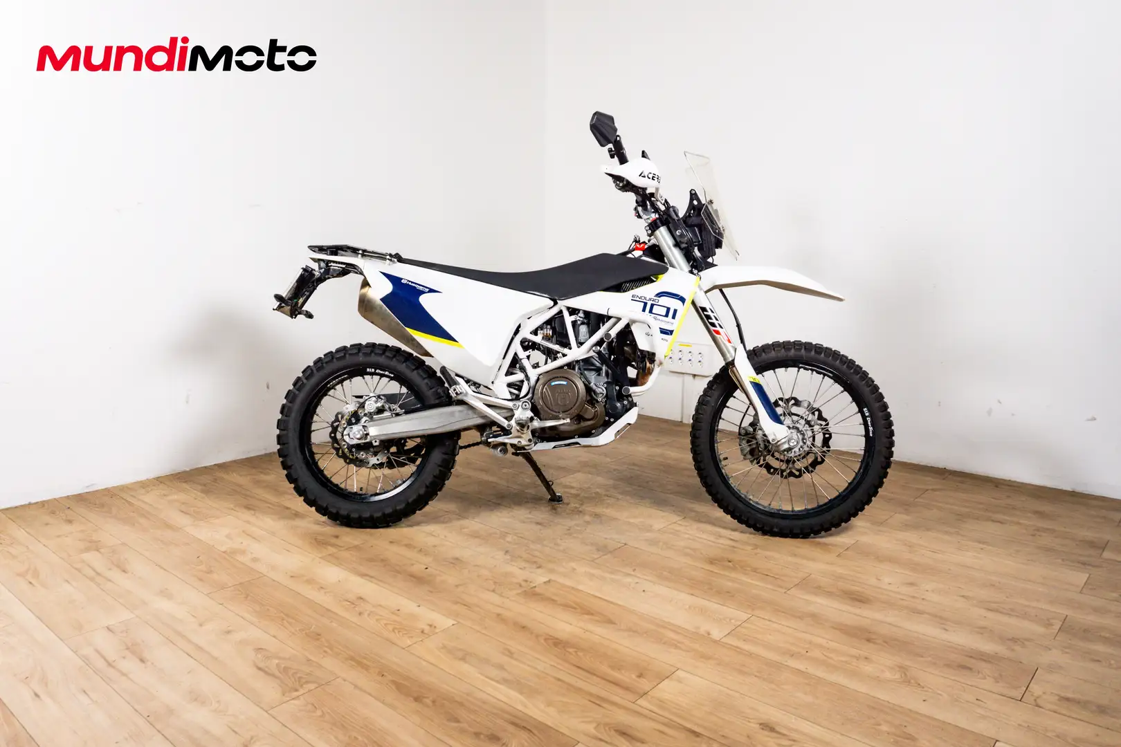 Husqvarna 701 Enduro - 1
